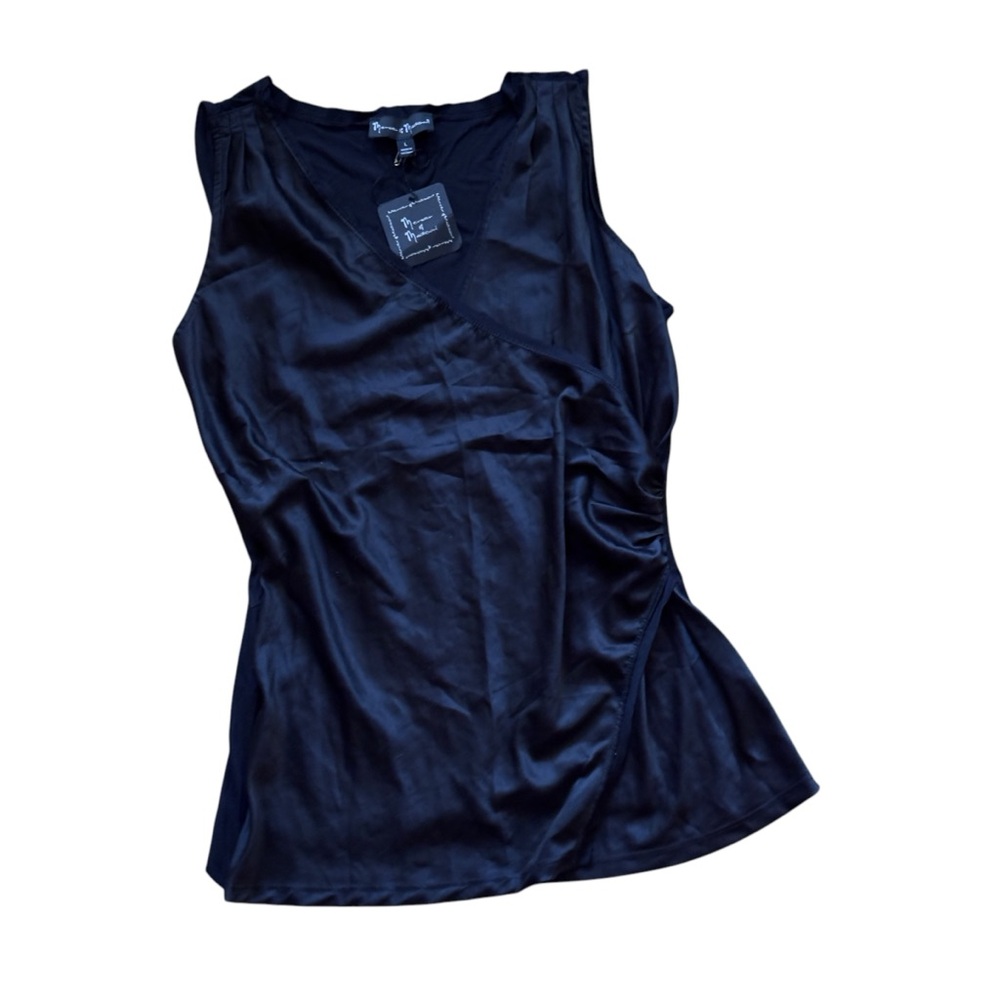 Mercer & Madison Women's Sleeveless Pullover Blouse